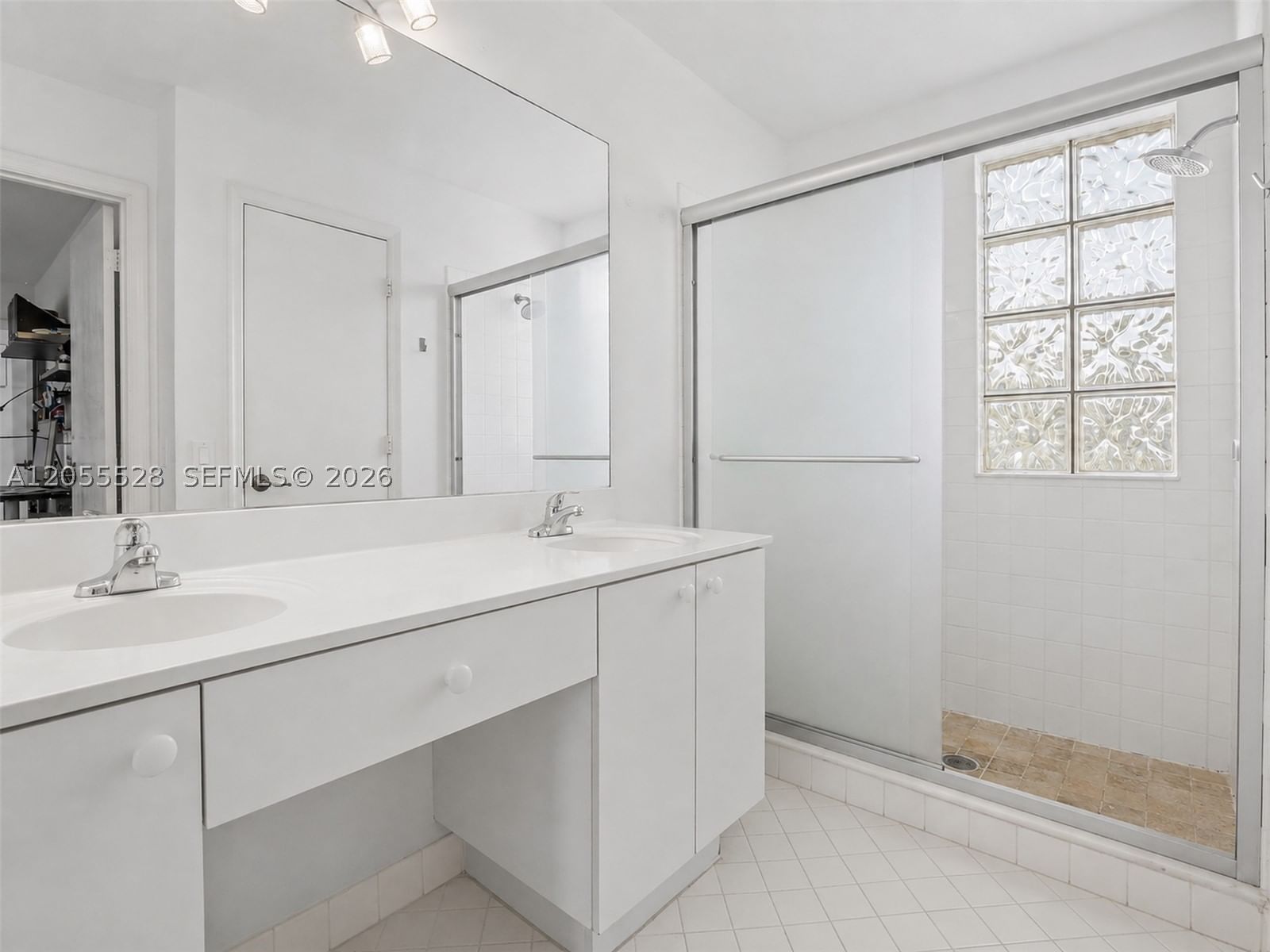 Real estate property located at 462 Fishtail Ter, Broward, Sector 2-parcels 12 13 14, Weston, FL