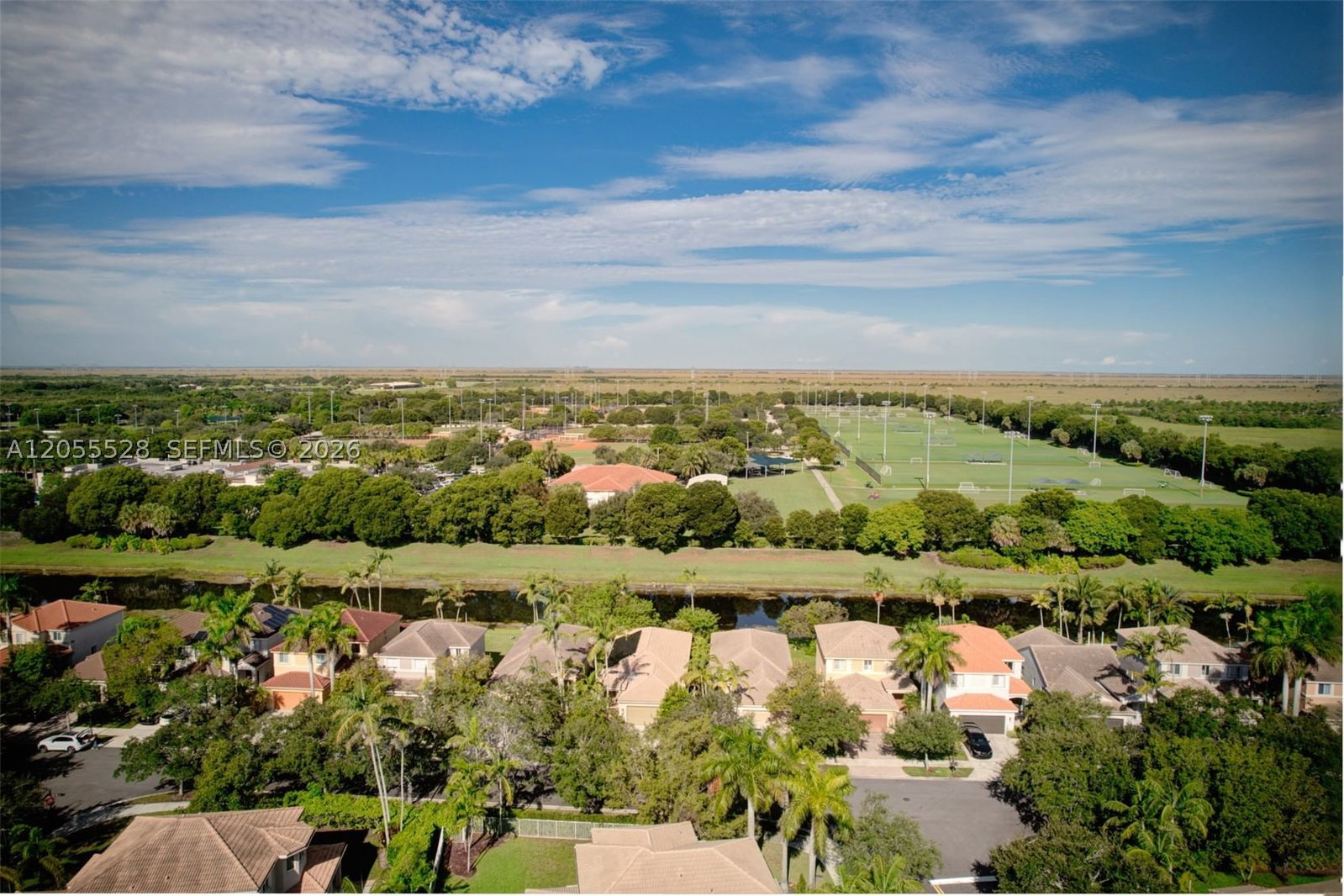 Real estate property located at 462 Fishtail Ter, Broward, Sector 2-parcels 12 13 14, Weston, FL