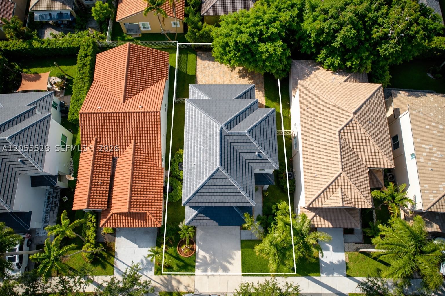 Real estate property located at 462 Fishtail Ter, Broward, Sector 2-parcels 12 13 14, Weston, FL