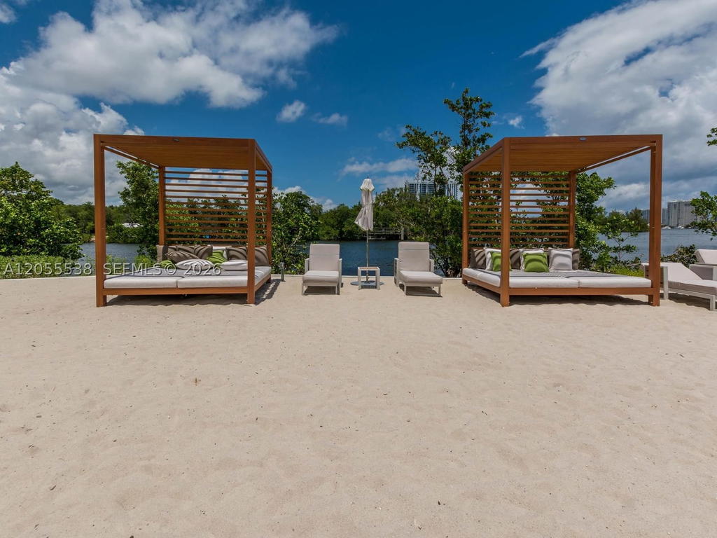 Real estate property located at 16385 Biscayne Blvd #1103, Miami-dade, The Harbour North Condo, North Miami Beach, FL