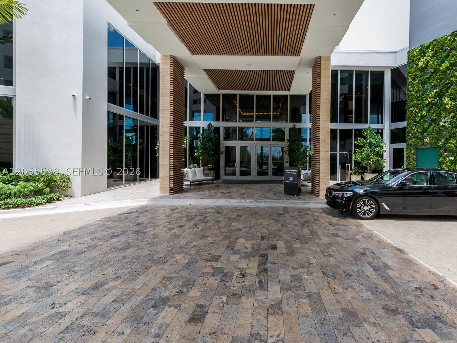Real estate property located at 16385 Biscayne Blvd #1103, Miami-dade, The Harbour North Condo, North Miami Beach, FL