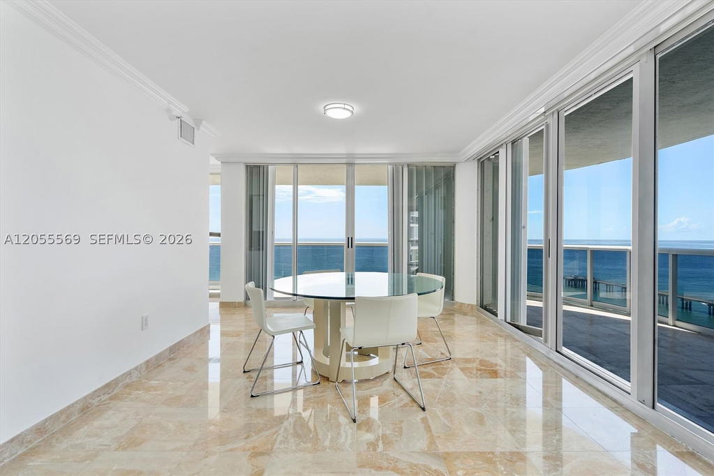 Real estate property located at 16711 Collins Ave #1207, Miami-dade, Sands Pointe Ocean Beach, Sunny Isles Beach, FL