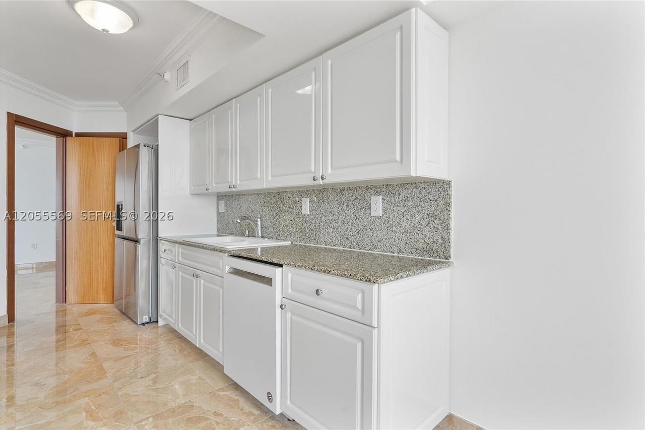 Real estate property located at 16711 Collins Ave #1207, Miami-dade, Sands Pointe Ocean Beach, Sunny Isles Beach, FL