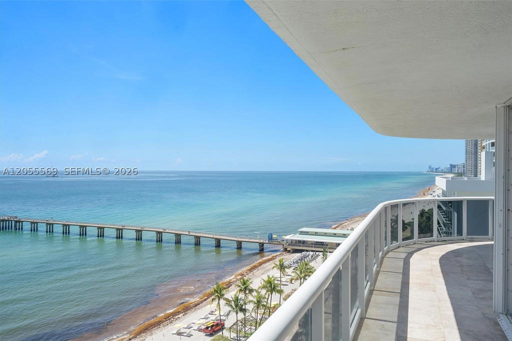 Real estate property located at 16711 Collins Ave #1207, Miami-dade, Sands Pointe Ocean Beach, Sunny Isles Beach, FL