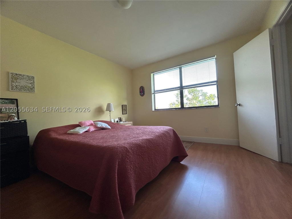 Real estate property located at 15710 Waterside Cir #203, Broward, Waterside Village Two Con, Sunrise, FL