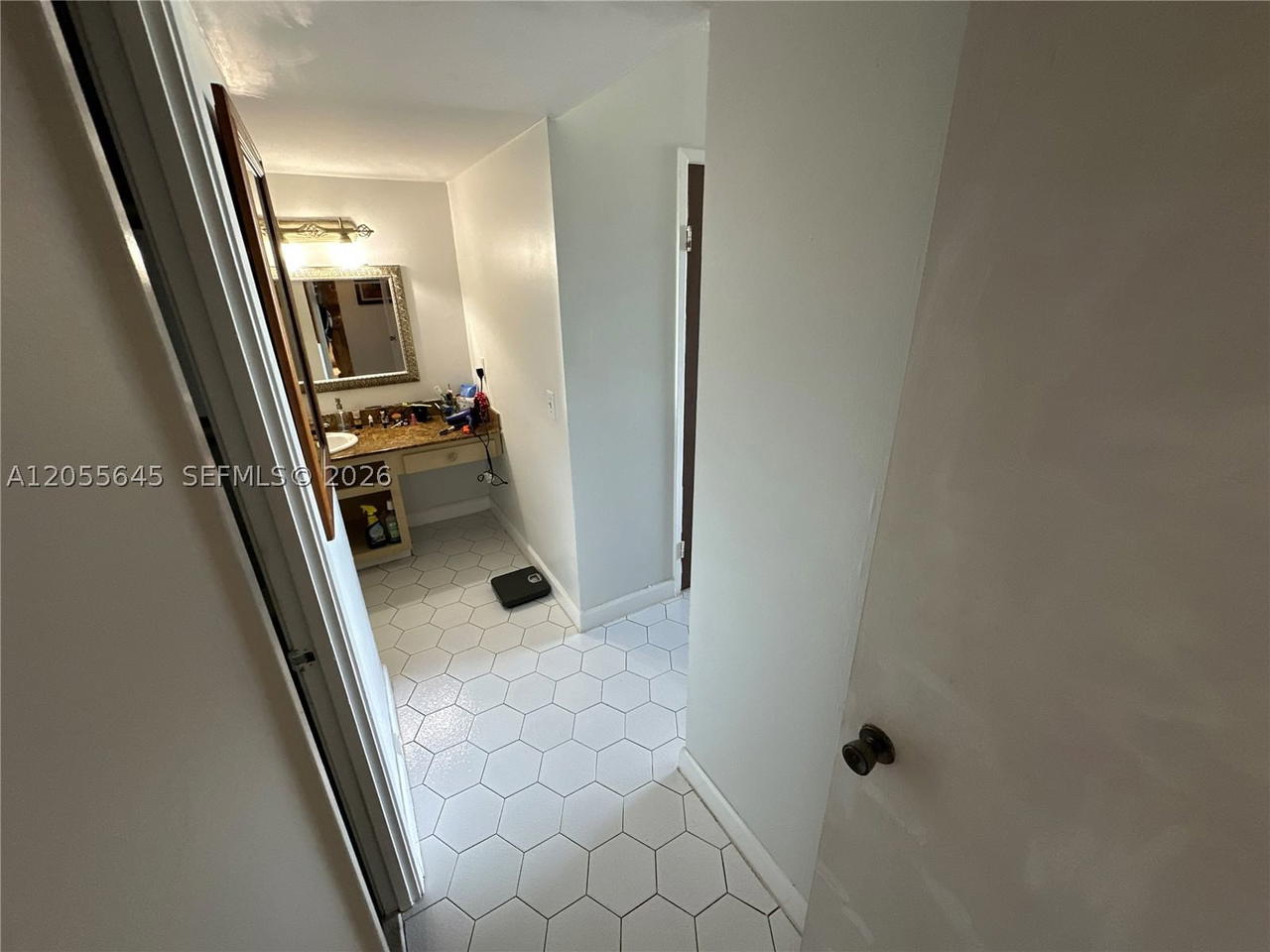 Real estate property located at 1301 Miami Gardens Dr #1403W, Miami-dade, Buckley Towers Condo - Ea, Miami, FL