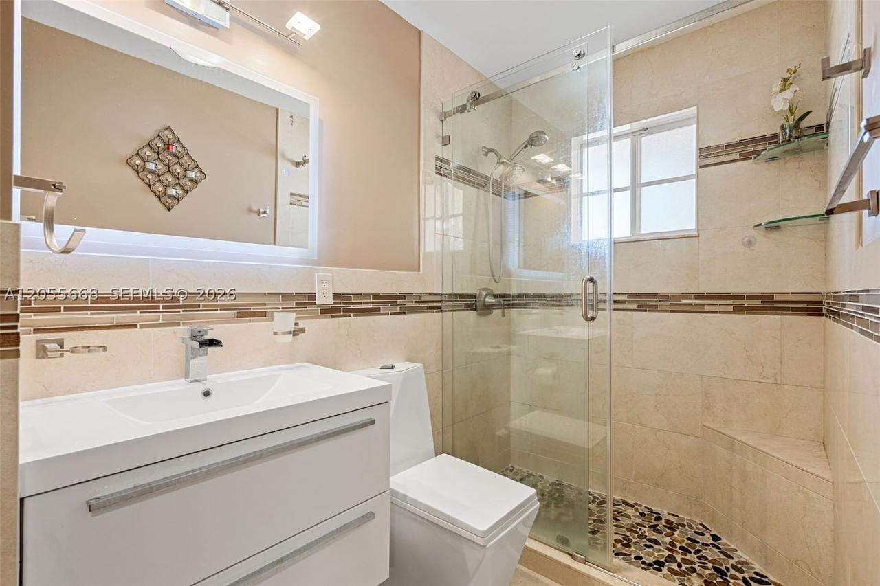 Real estate property located at 13390 1st St, Miami-dade, Univ Park East Sec 1, Miami, FL