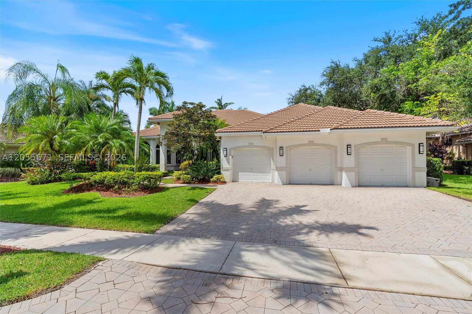 Real estate property located at 2499 Princeton Ct, Broward, Sector 7 - Parcels F G H, Weston, FL
