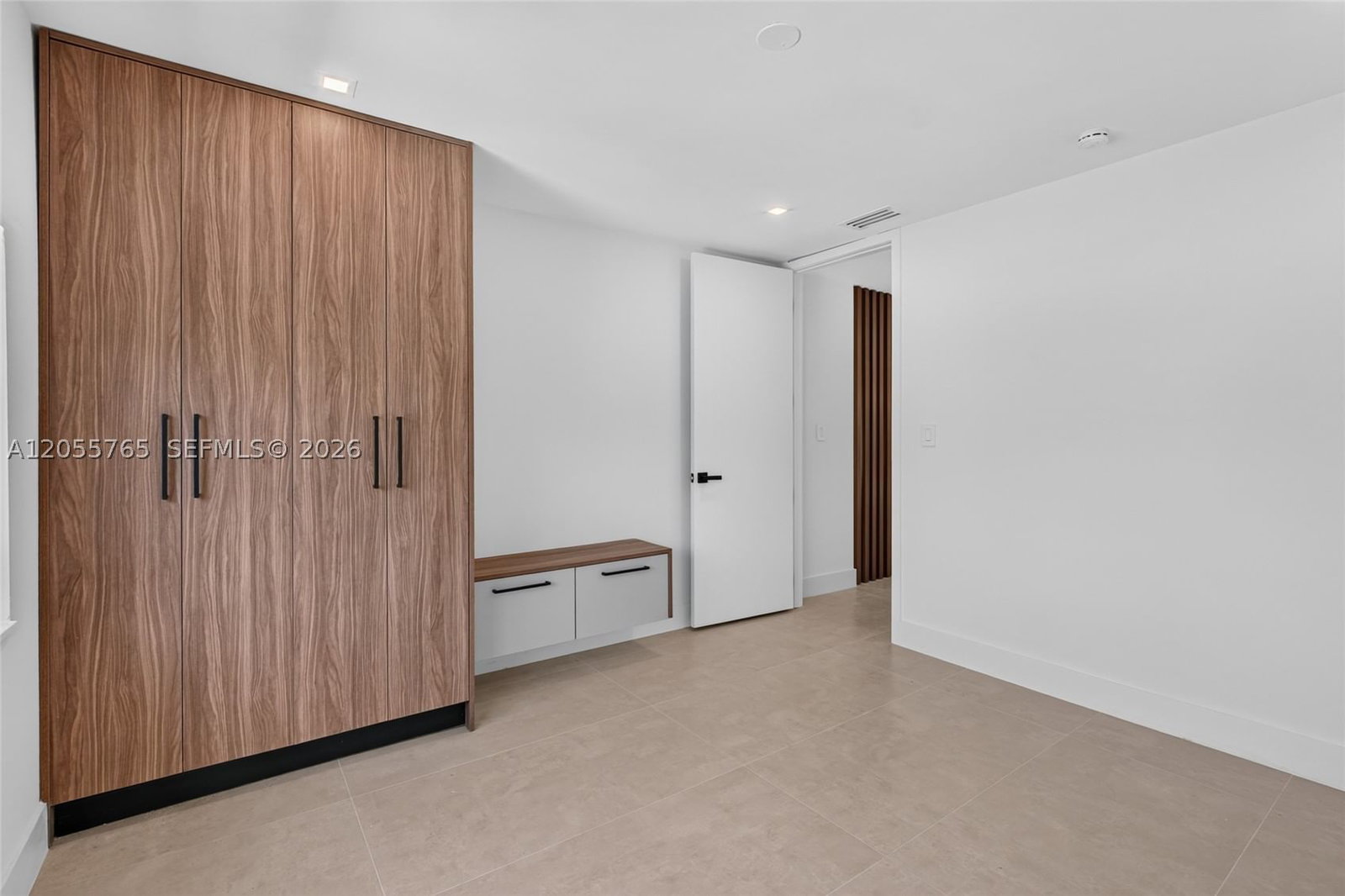 Real estate property located at 1890 211th Ter, Miami-dade, 2nd Addn To Highland Gard, Miami, FL