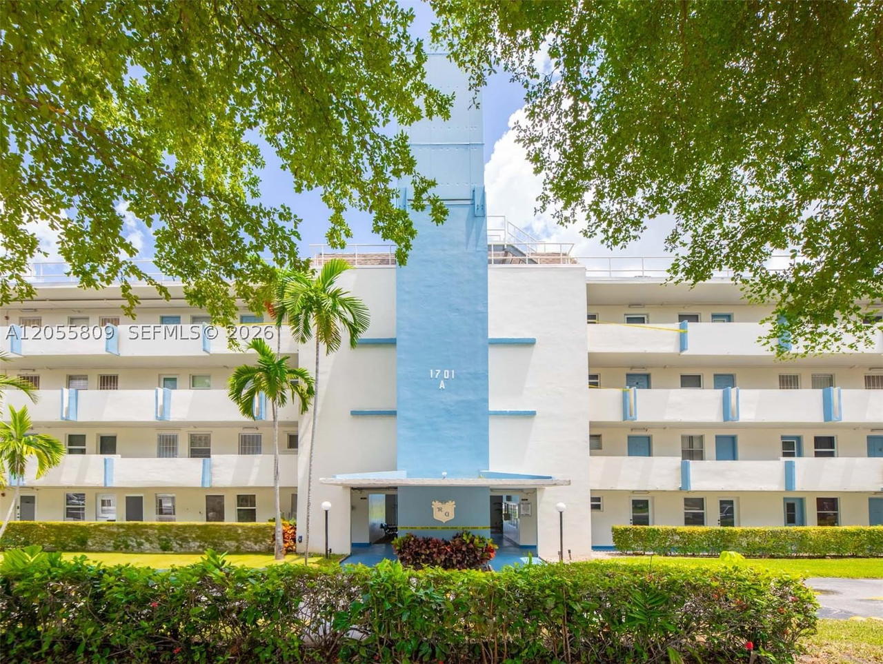 Real estate property located at 1701 191st St A103, Miami-dade, Rolling Green Condo A, Miami, FL