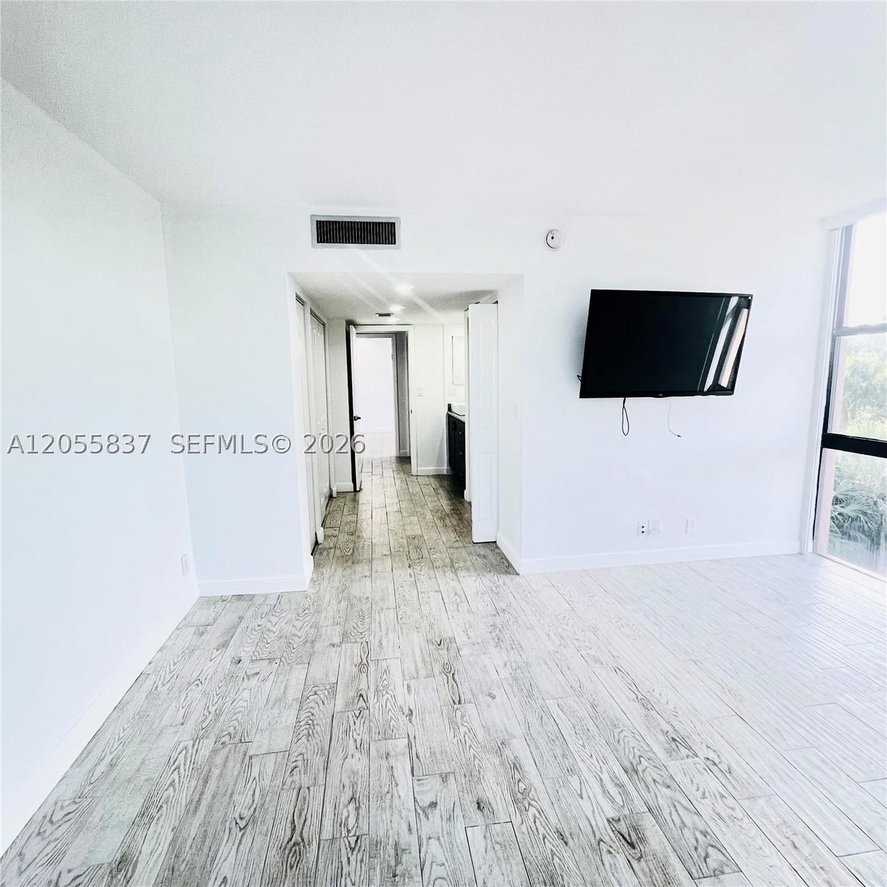 Real estate property located at 20379 Country Club Dr #433, Miami-dade, Coronado Condo- Tower Ii, Aventura, FL