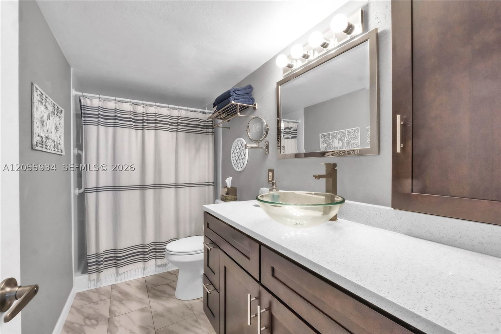 Real estate property located at 1402 80th Ave #310, Broward, Continental Village Condo, Margate, FL