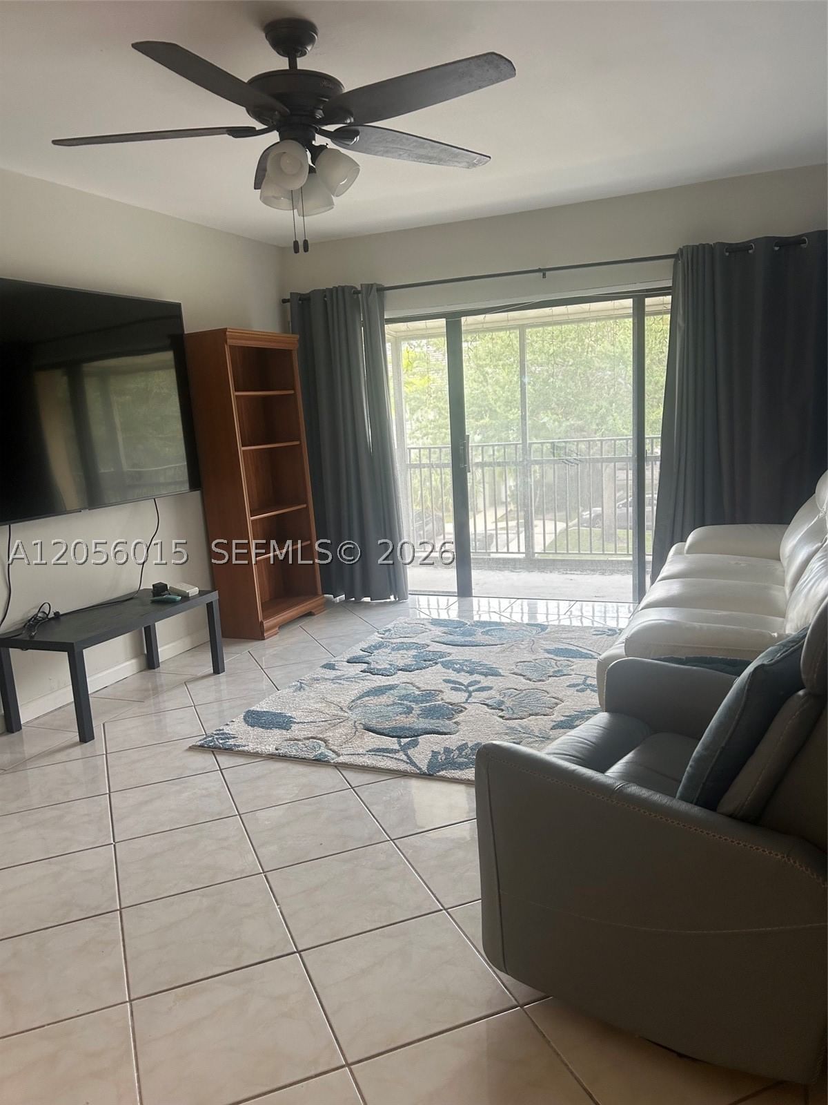 Real estate property located at 5921 Washington St #128, Broward, Hampton Court Condo, Hollywood, FL