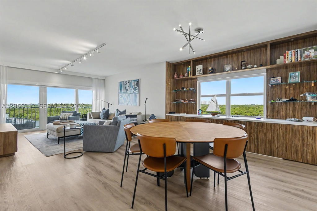 Real estate property located at 500 Bayview Dr #822, Miami-dade, Arlen House West Condo, Sunny Isles Beach, FL