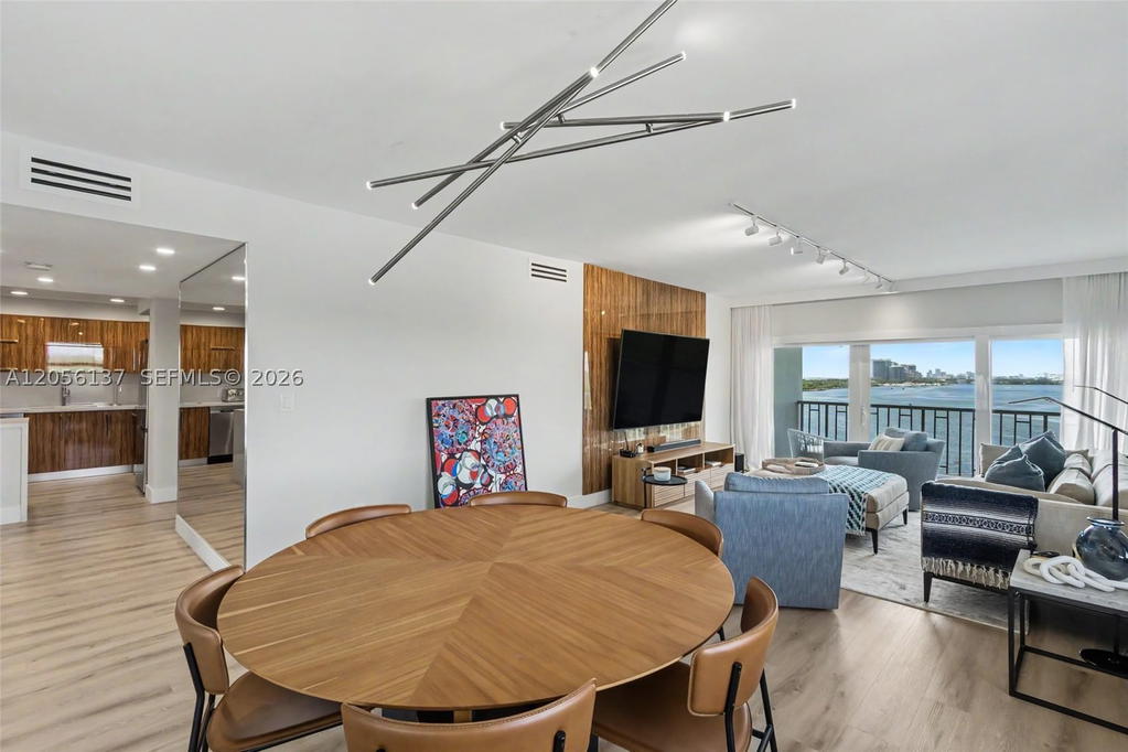 Real estate property located at 500 Bayview Dr #822, Miami-dade, Arlen House West Condo, Sunny Isles Beach, FL