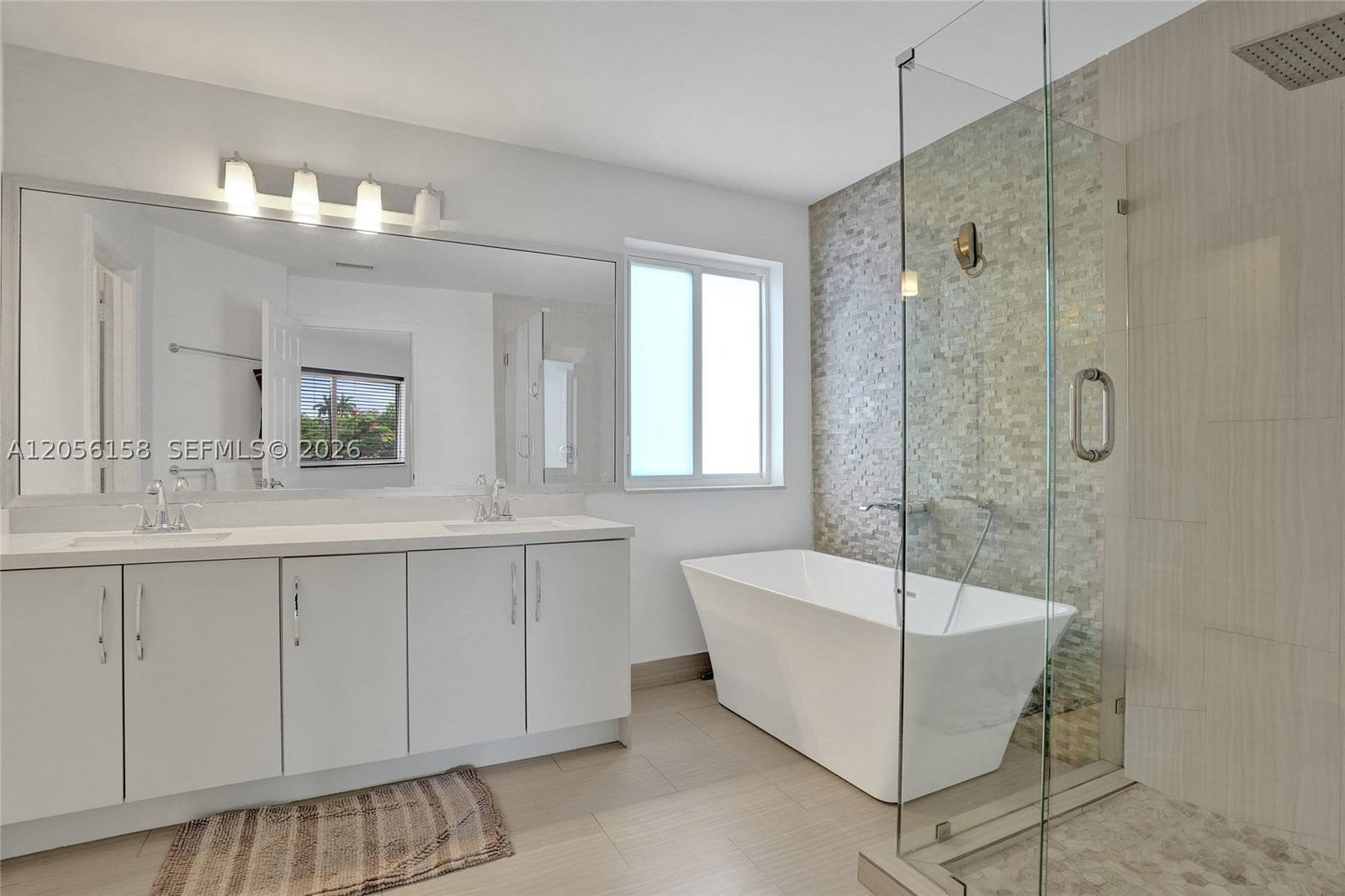 Real estate property located at 1216 Chinaberry Dr, Broward, Sector 2-parcels 1 2 3 4, Weston, FL