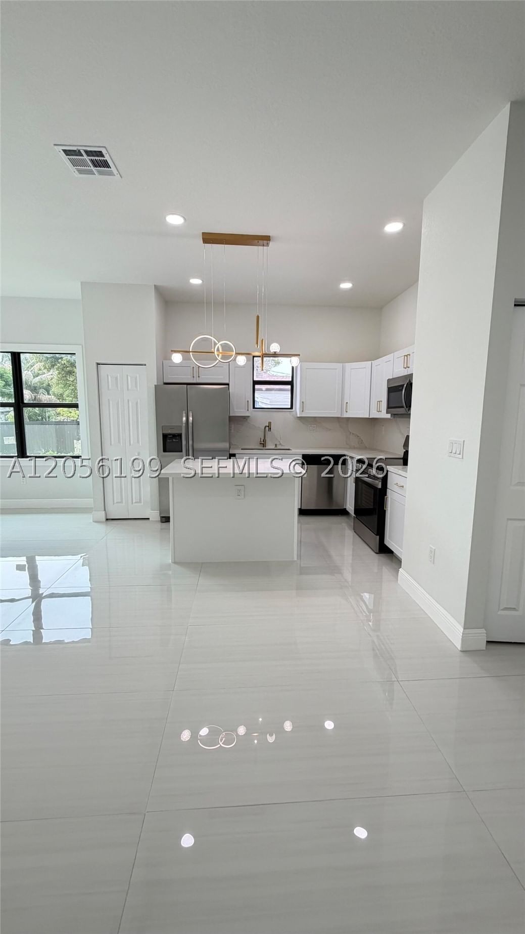 Real estate property located at 130 28th Ter, Broward, Broward Park 25-49 B, Fort Lauderdale, FL