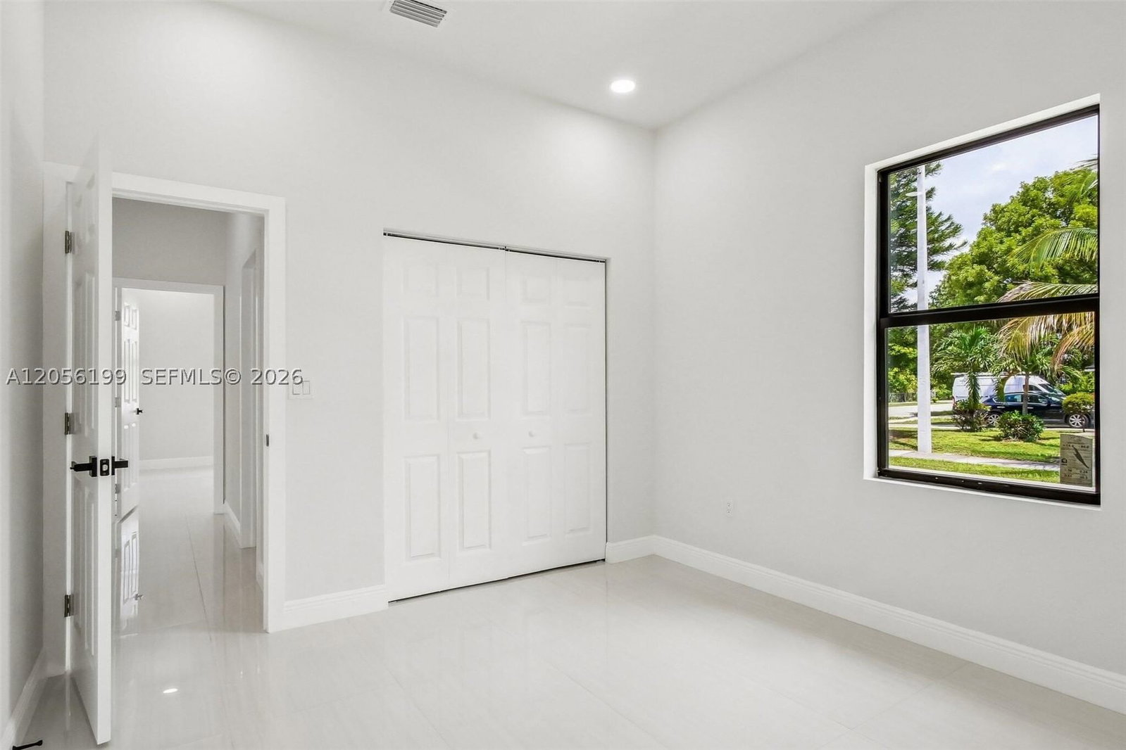 Real estate property located at 130 28th Ter, Broward, Broward Park 25-49 B, Fort Lauderdale, FL