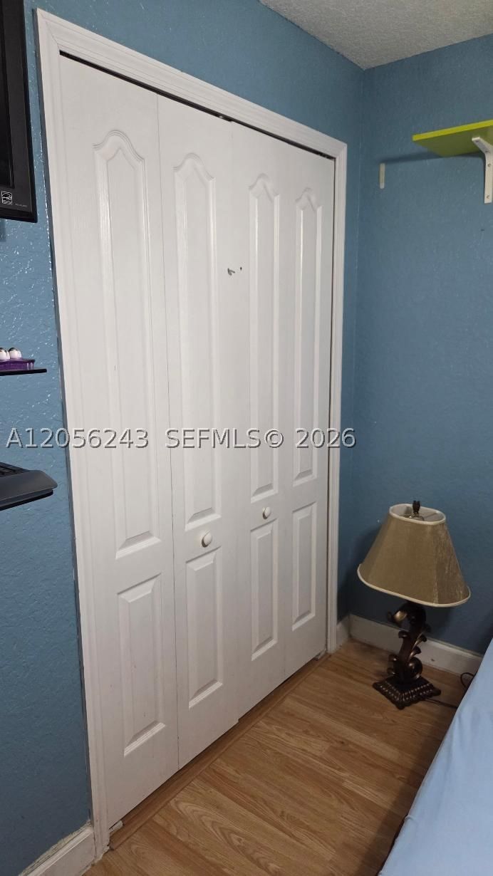 Real estate property located at 6918 177th St H100, Miami-dade, Shoma Villas I At Country, Hialeah, FL