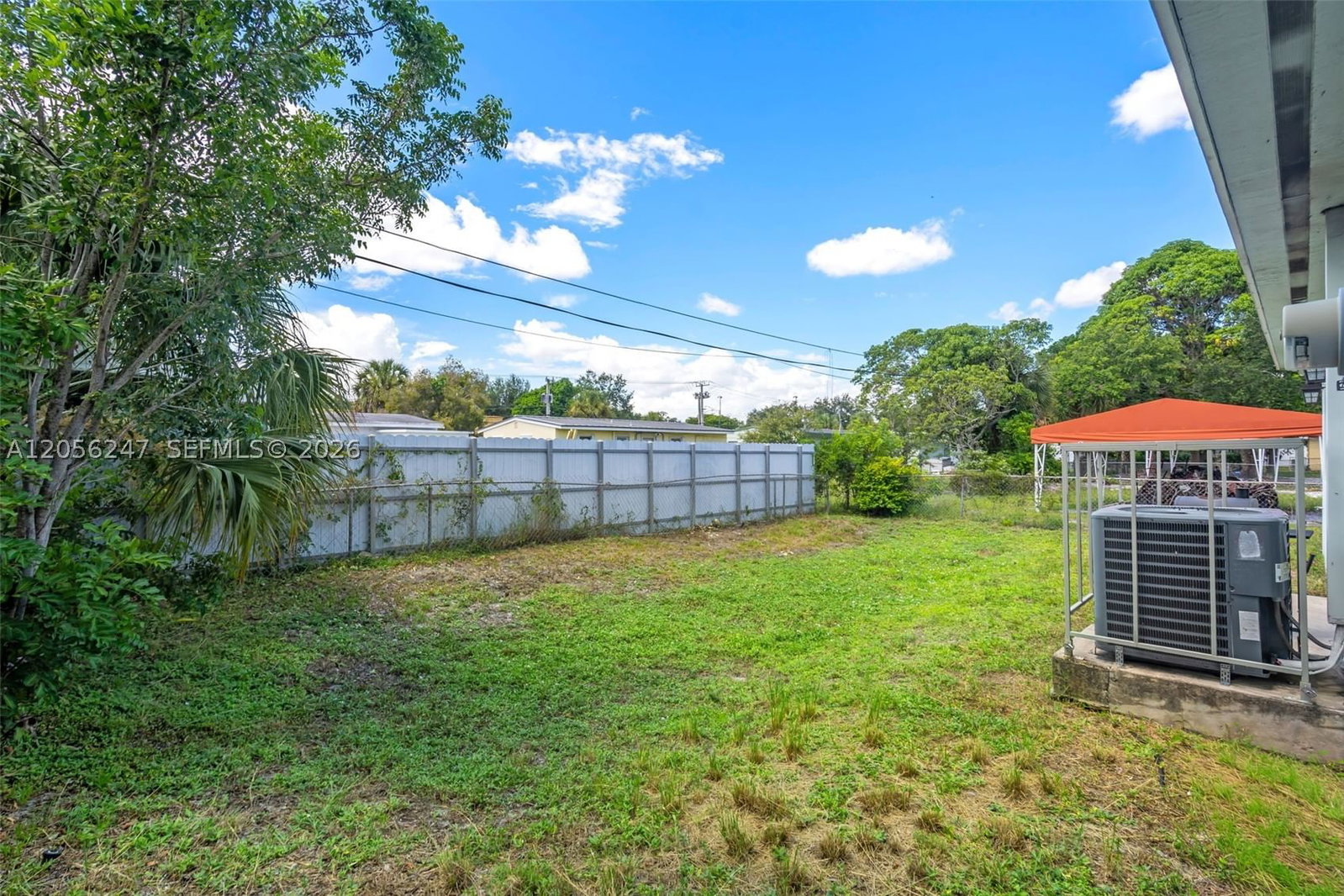 Real estate property located at 1330 11th St, Broward, Chateau Park Sec, Fort Lauderdale, FL