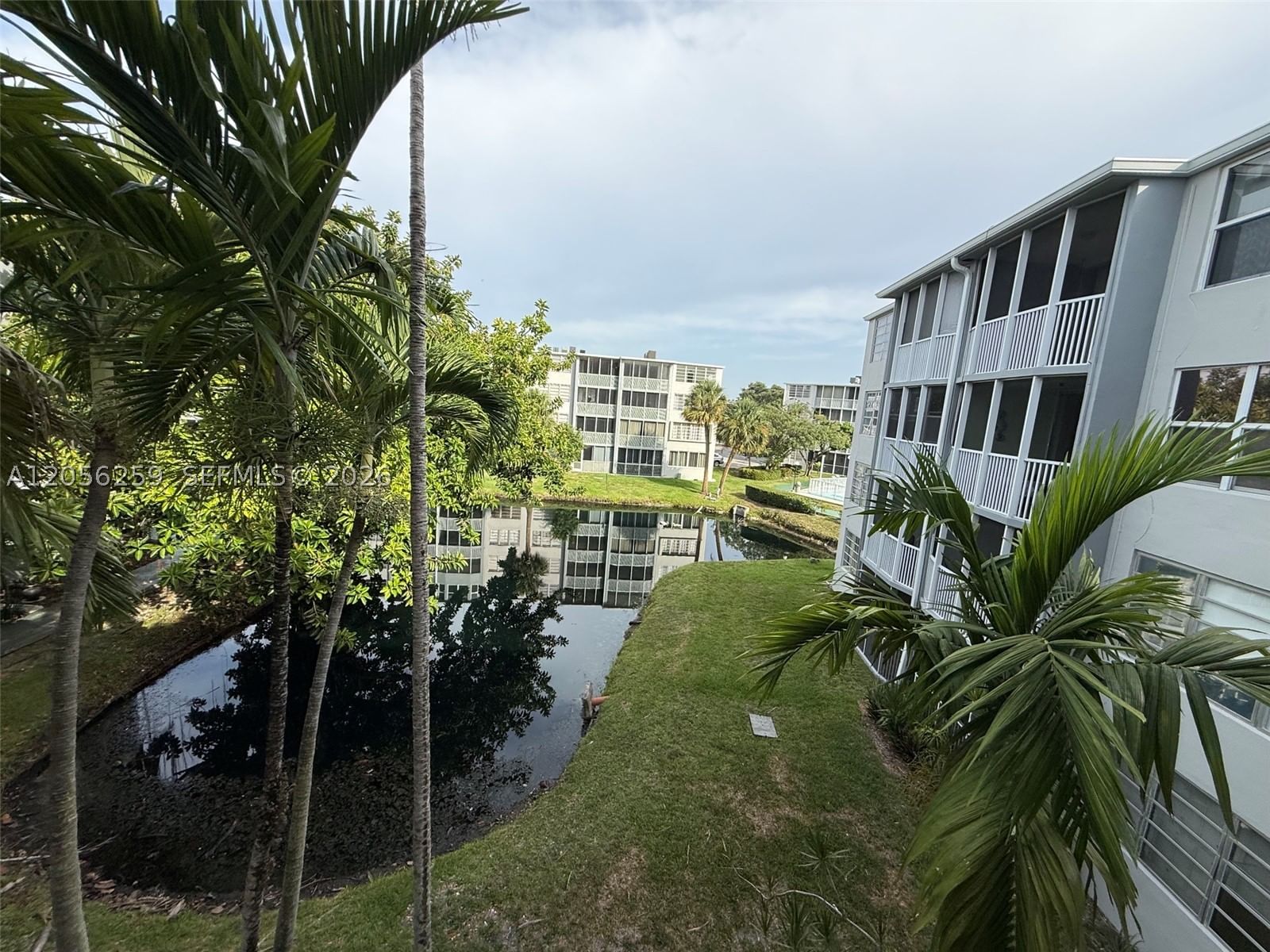 Real estate property located at 1670 191st St #302-3, Miami-dade, Jade Winds Group Allamand, Miami, FL