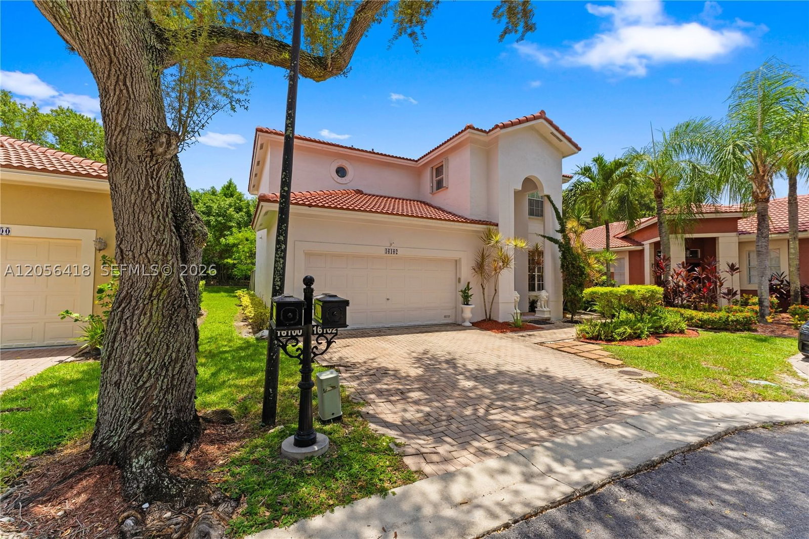 Real estate property located at 16102 Opal Creek Dr, Broward, Emerald Courts - Opal Cre, Weston, FL