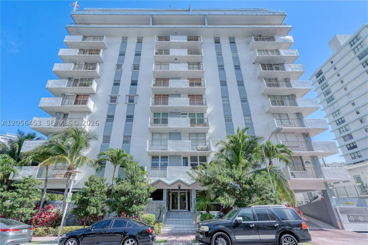 Real estate property located at 245 18th St #403, Miami-dade, James Central Towers Cond, Miami Beach, FL