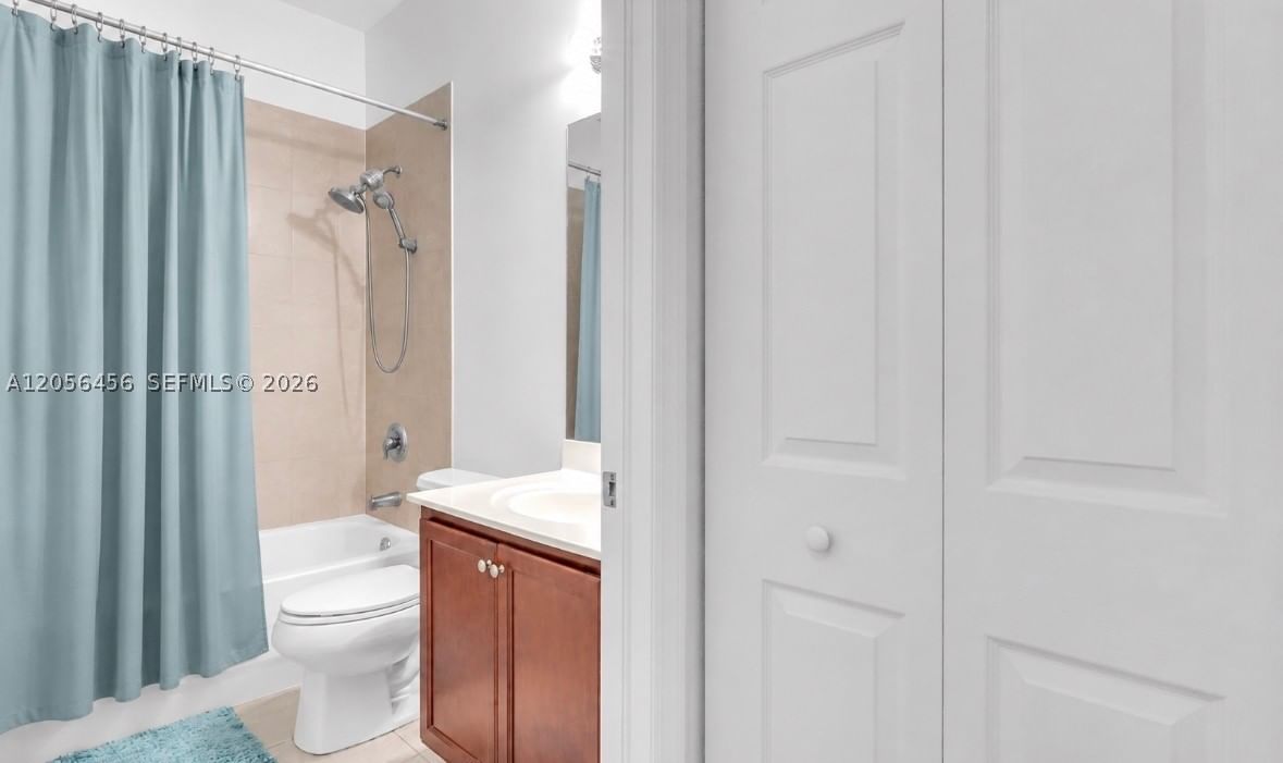 Real estate property located at 3247 31st Ter, Broward, Strok Plat No 2, Oakland Park, FL