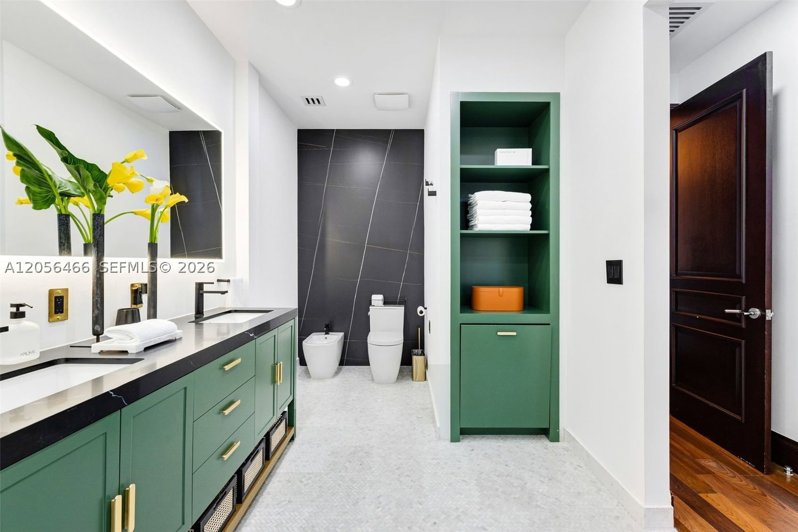Real estate property located at 3020 Mcdonald St #22, Miami-dade, Grove Enclave Condo, Miami, FL