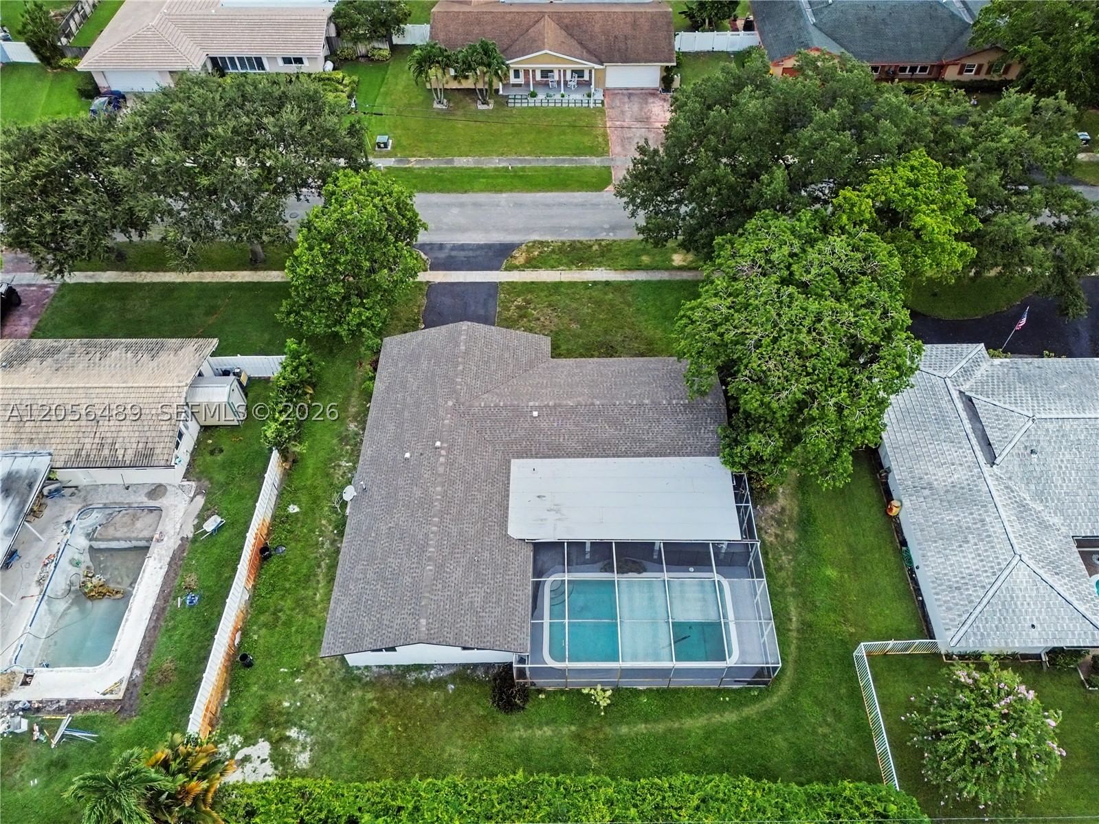 Real estate property located at 861 72nd Ave, Broward, Plantations Secluded Gard, Plantation, FL