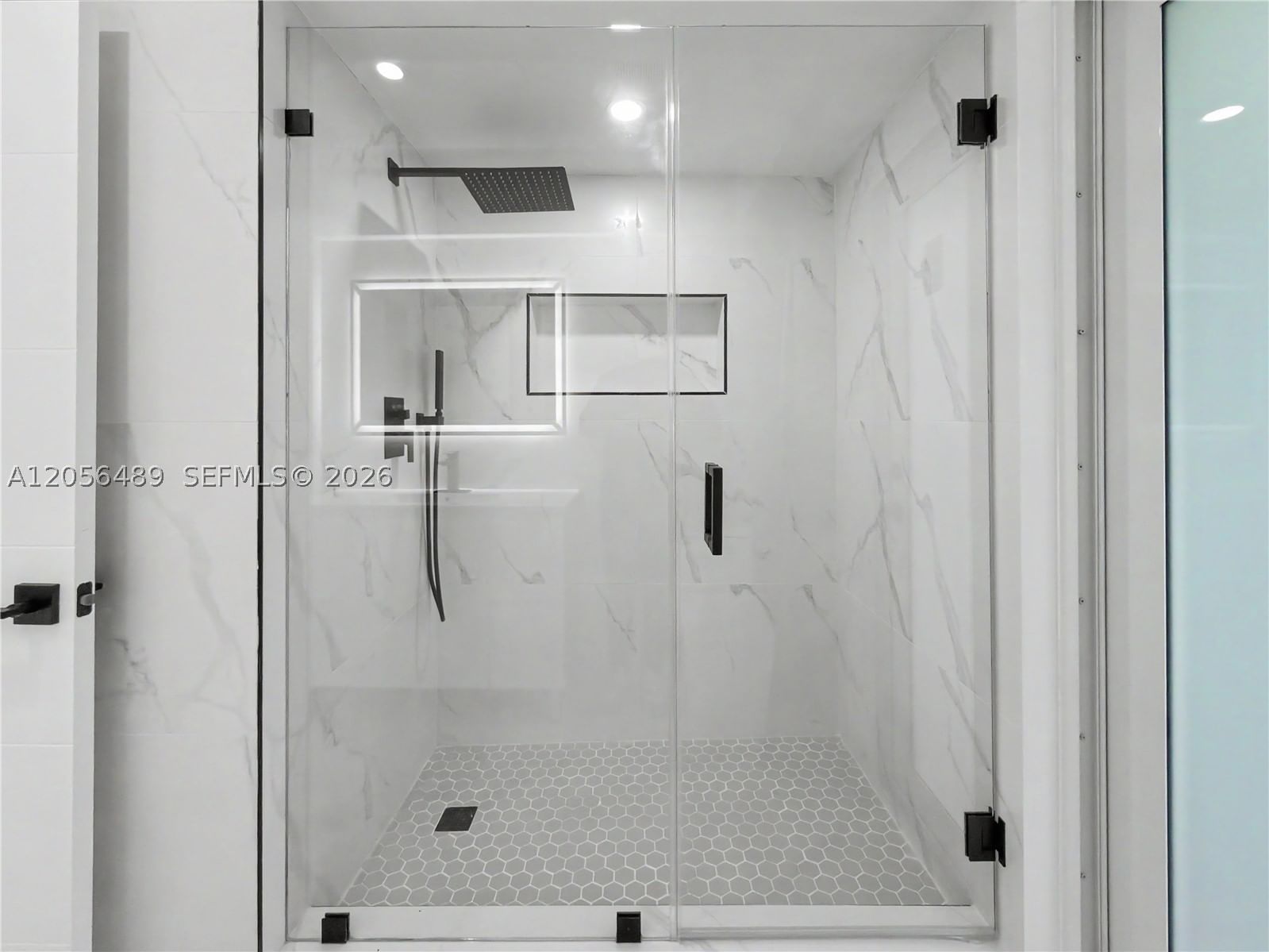 Real estate property located at 861 72nd Ave, Broward, Plantations Secluded Gard, Plantation, FL