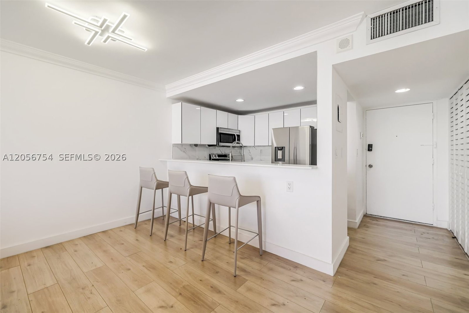 Real estate property located at 401 Ocean Dr #602, Miami-dade, The Presidential Condo, Miami Beach, FL