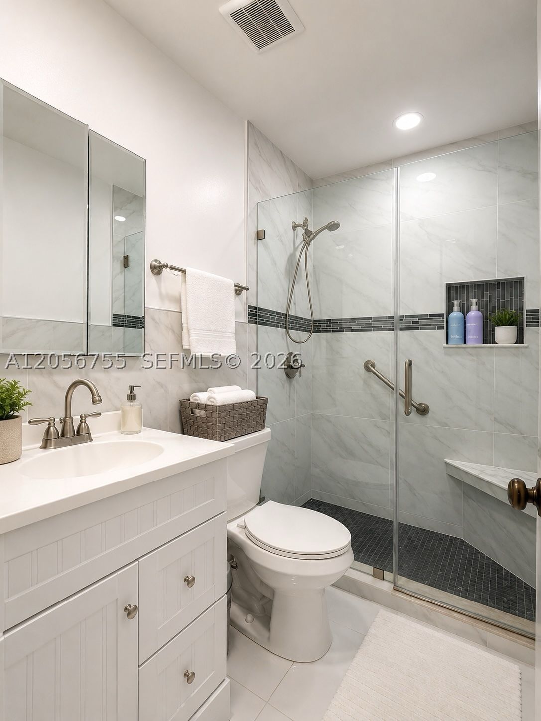 Real estate property located at 5941 20th Ln, Miami-dade, Michelle Jardins, Hialeah, FL
