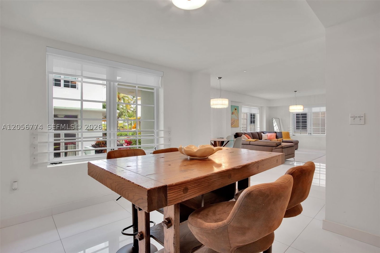 Real estate property located at 1250 Ocean Dr #2N, Miami-dade, The Carlyle Deco Hotel Co, Miami Beach, FL