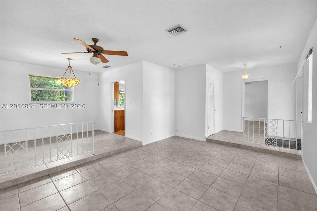 Real estate property located at 4770 70th Ter, Broward, Orange Acres, Davie, FL