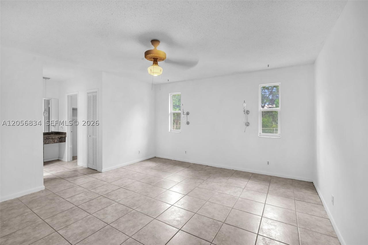 Real estate property located at 4770 70th Ter, Broward, Orange Acres, Davie, FL