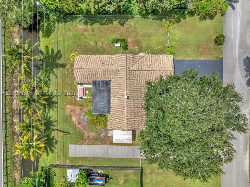Real estate property located at 4770 70th Ter, Broward, Orange Acres, Davie, FL