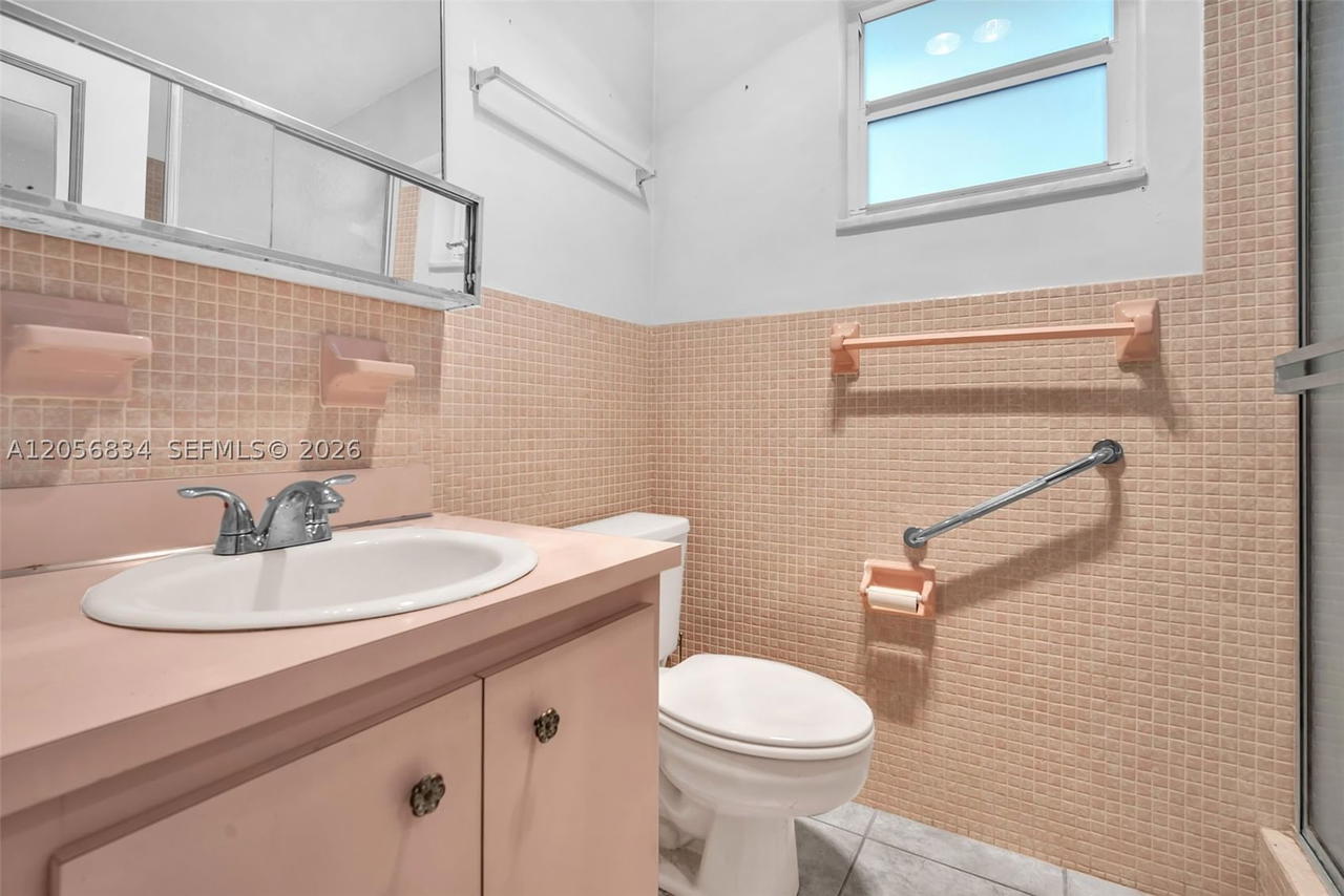 Real estate property located at 4770 70th Ter, Broward, Orange Acres, Davie, FL