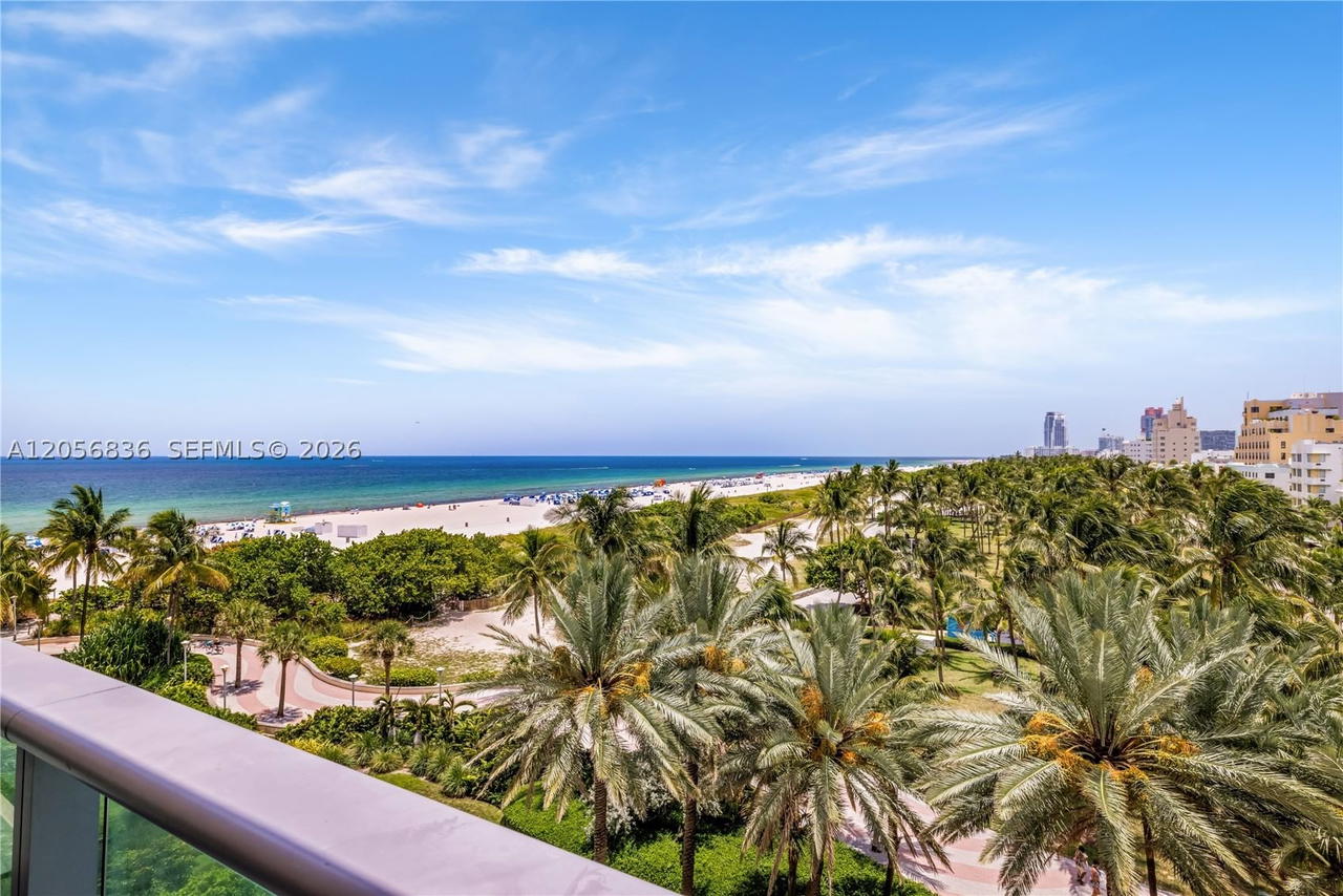 Real estate property located at 1455 Ocean Dr #703, Miami-dade, Il Villaggio, Miami Beach, FL