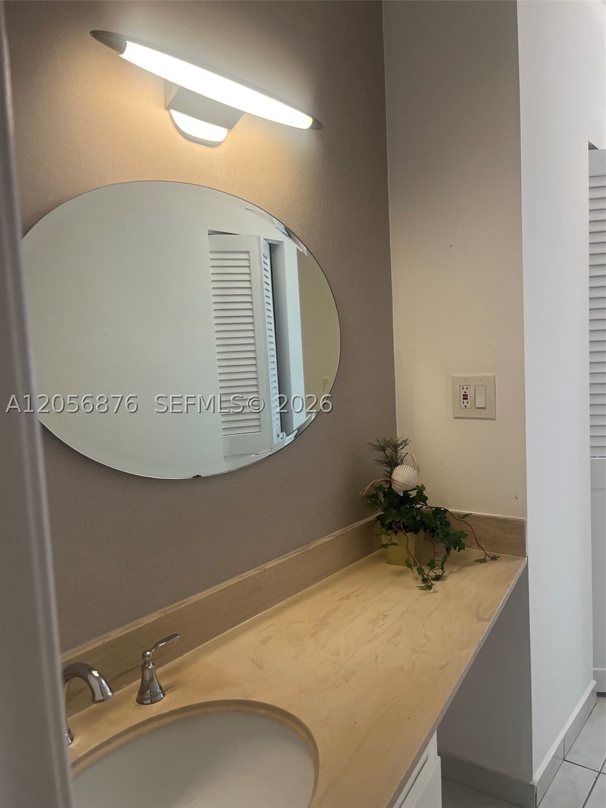 Real estate property located at 300 Bayview Dr #207, Miami-dade, Arlen House Condo, Sunny Isles Beach, FL