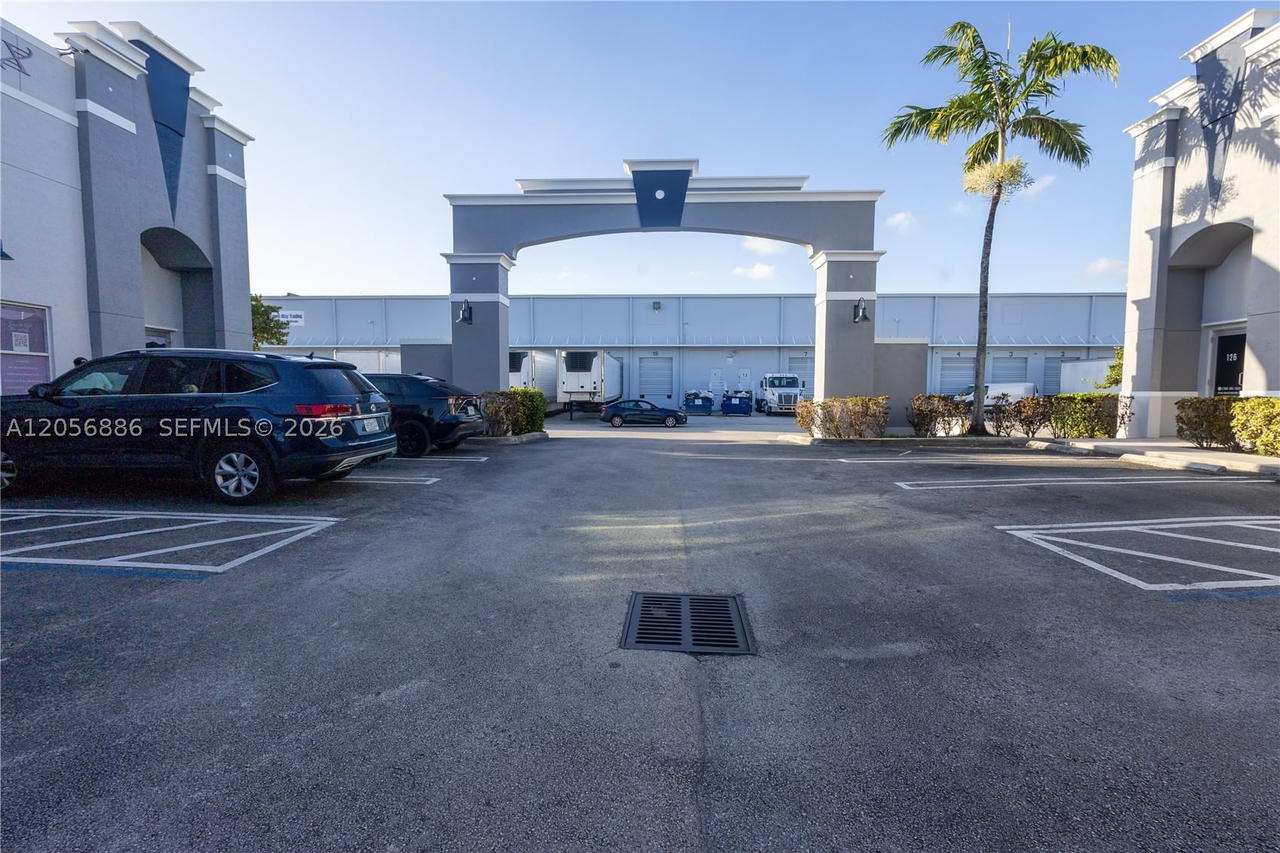 Real estate property located at , Miami-dade, Doral, FL