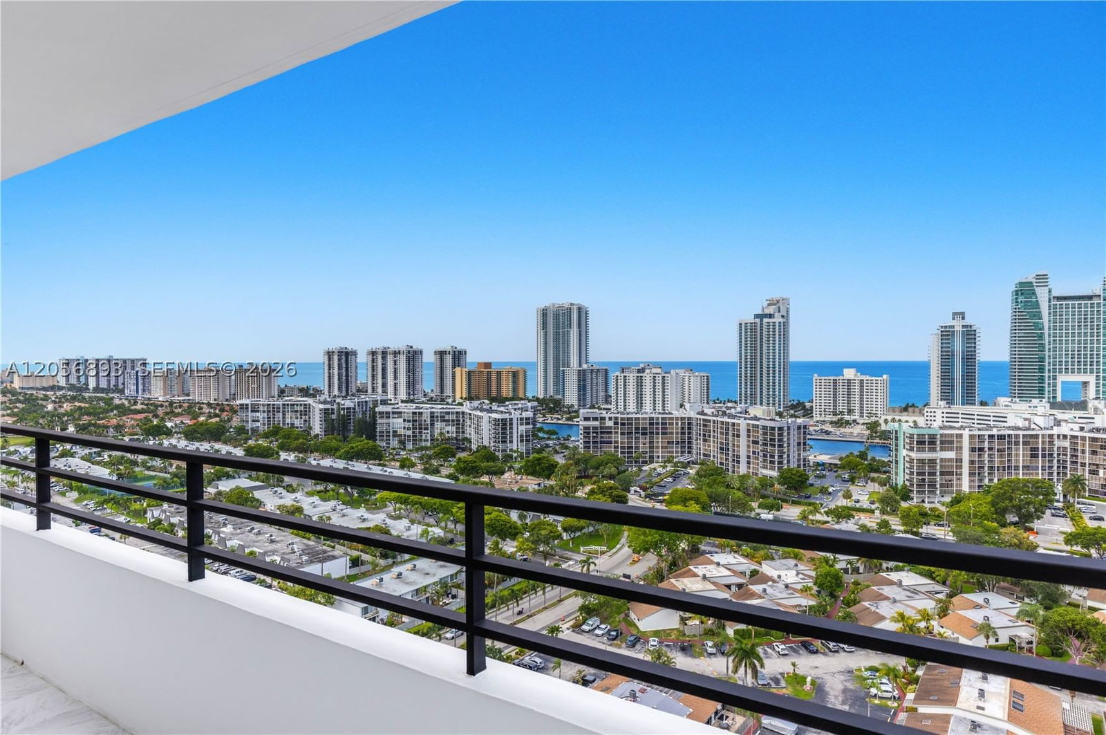 Real estate property located at 2500 PARKVIEW DR #2405, Broward, Olympus Condo, Hallandale Beach, FL