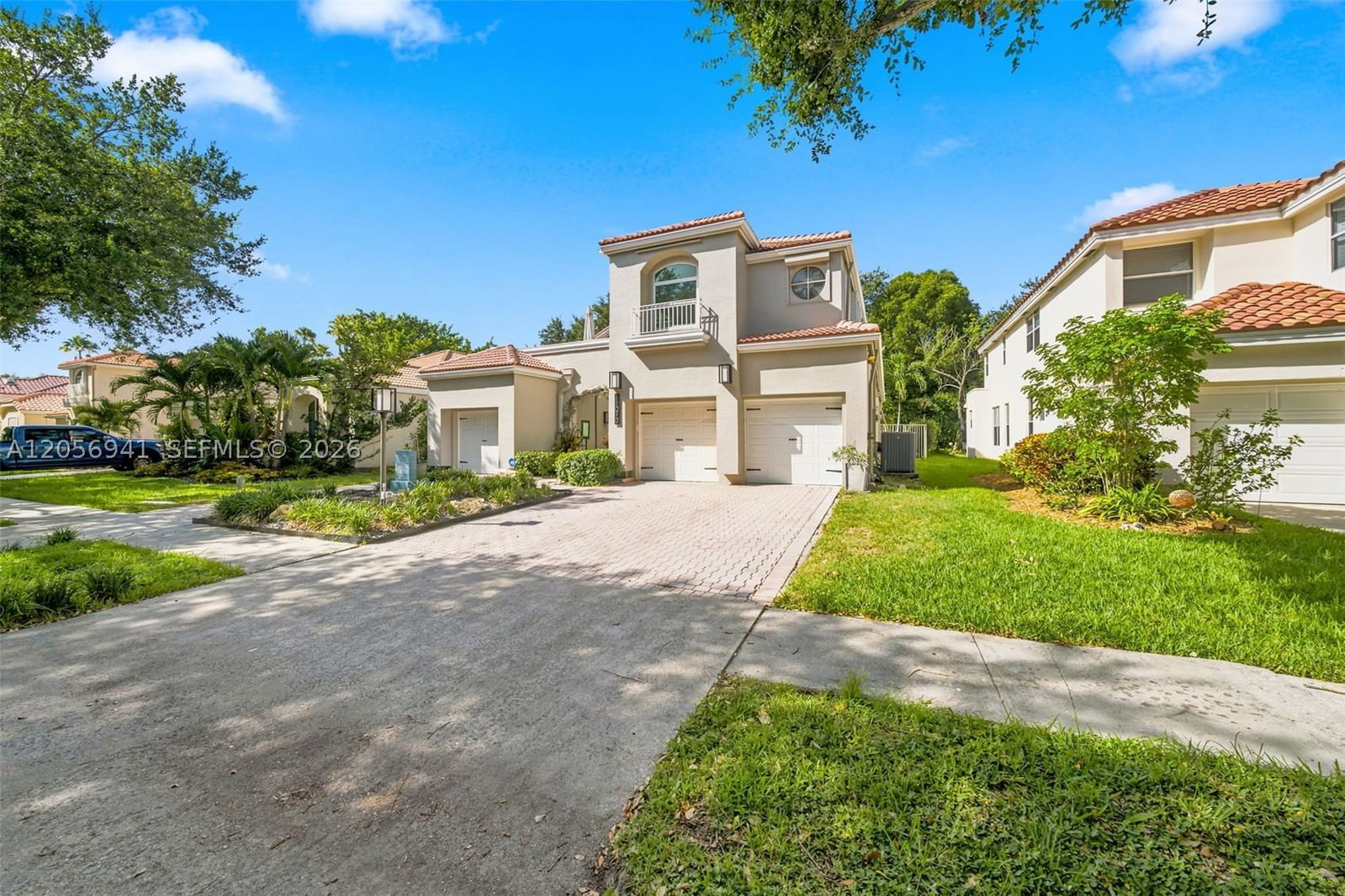 Real estate property located at 11070 Minneapolis Dr, Broward, Embassy Lakes Phase Ii, Cooper City, FL