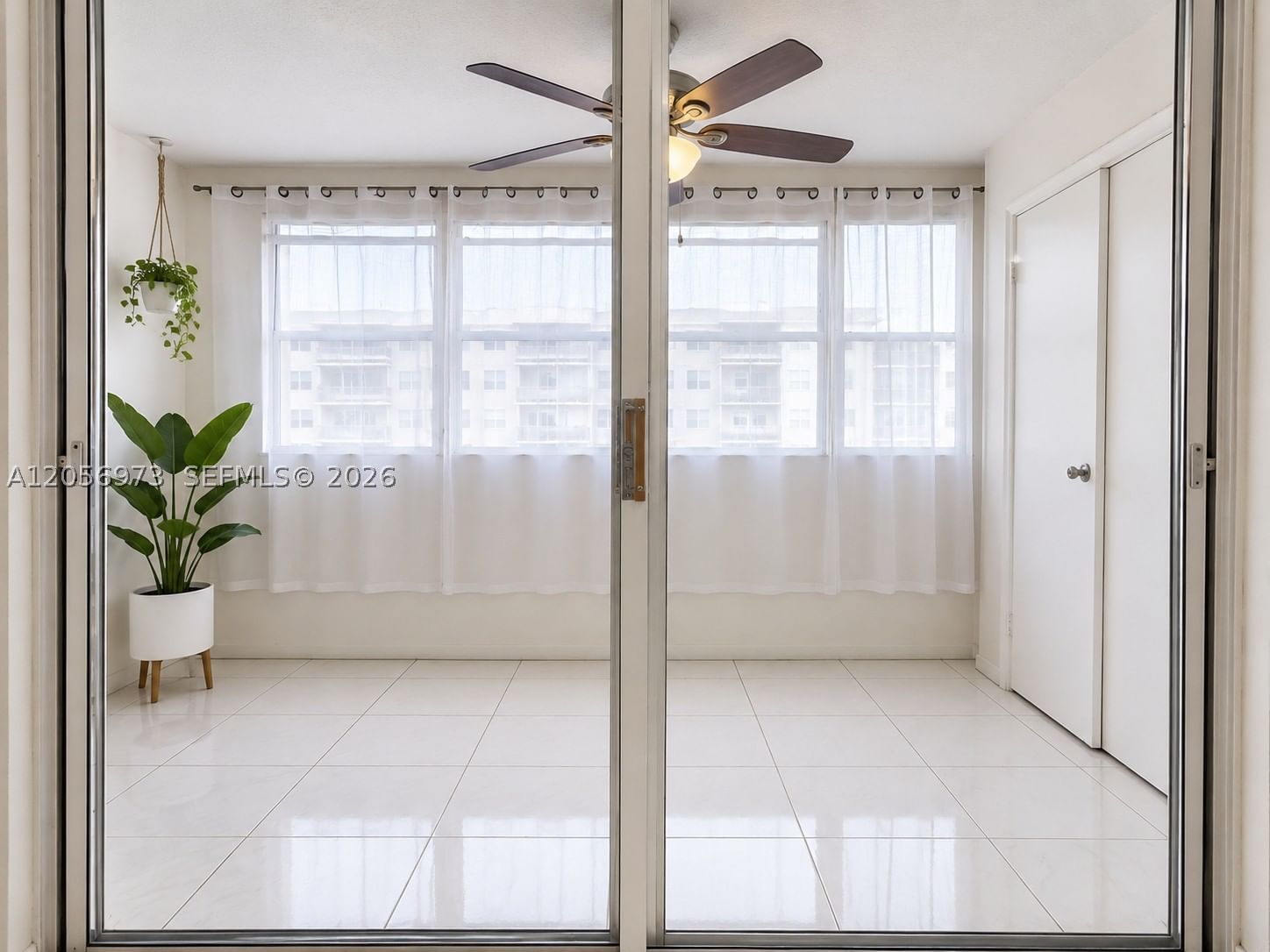 Real estate property located at 301 14th Ave #507, Broward, Meadowbrook Towers Condo, Hallandale Beach, FL