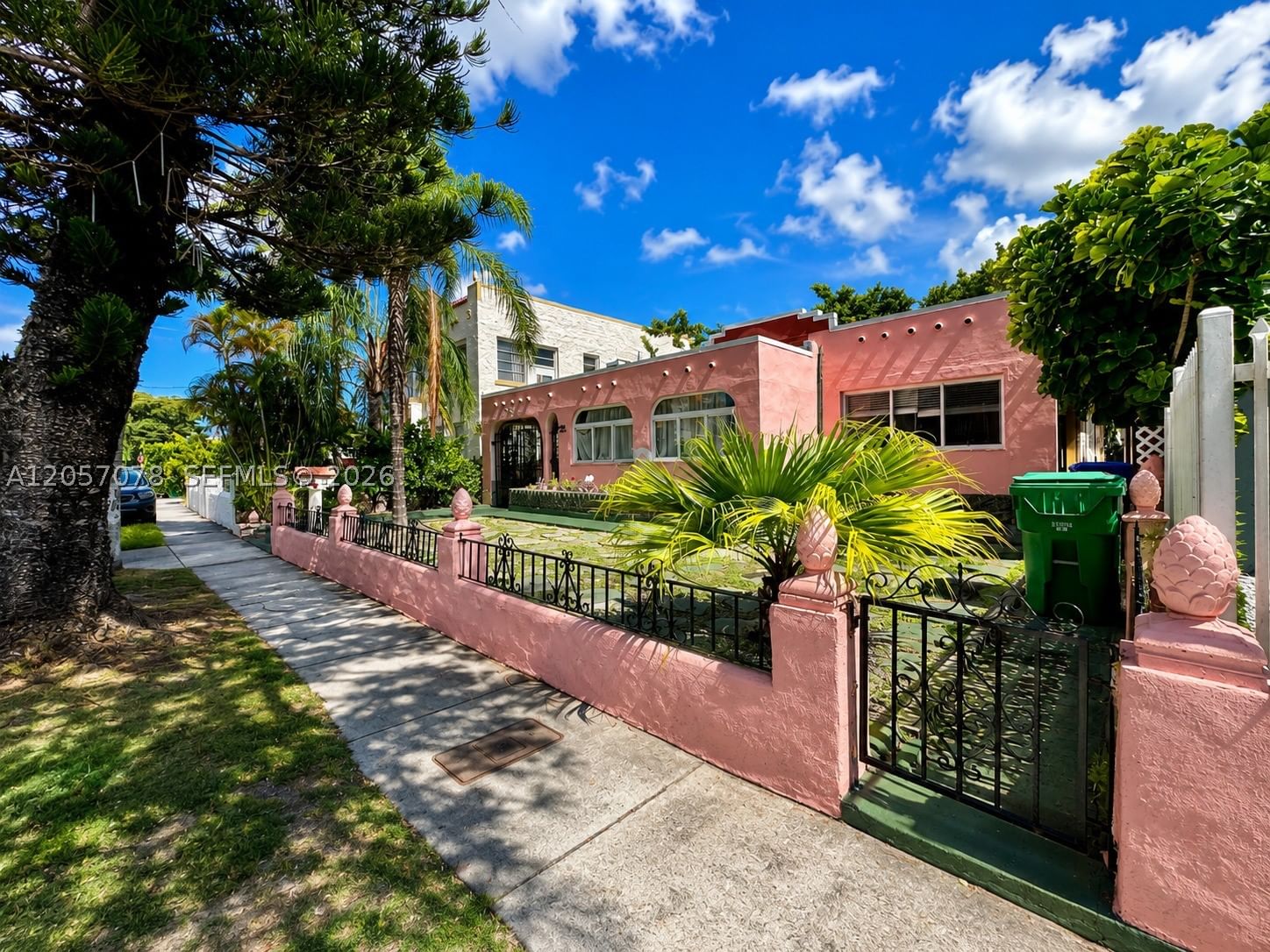 Real estate property located at 1720 11th Ter, Miami-dade, Shenandoah, Miami, FL