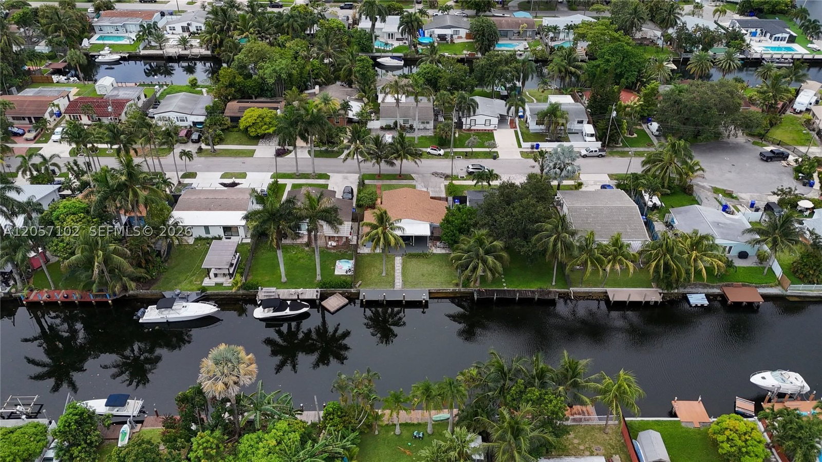 Real estate property located at 2631 Thomas St, Broward, Look Homesites, Hollywood, FL