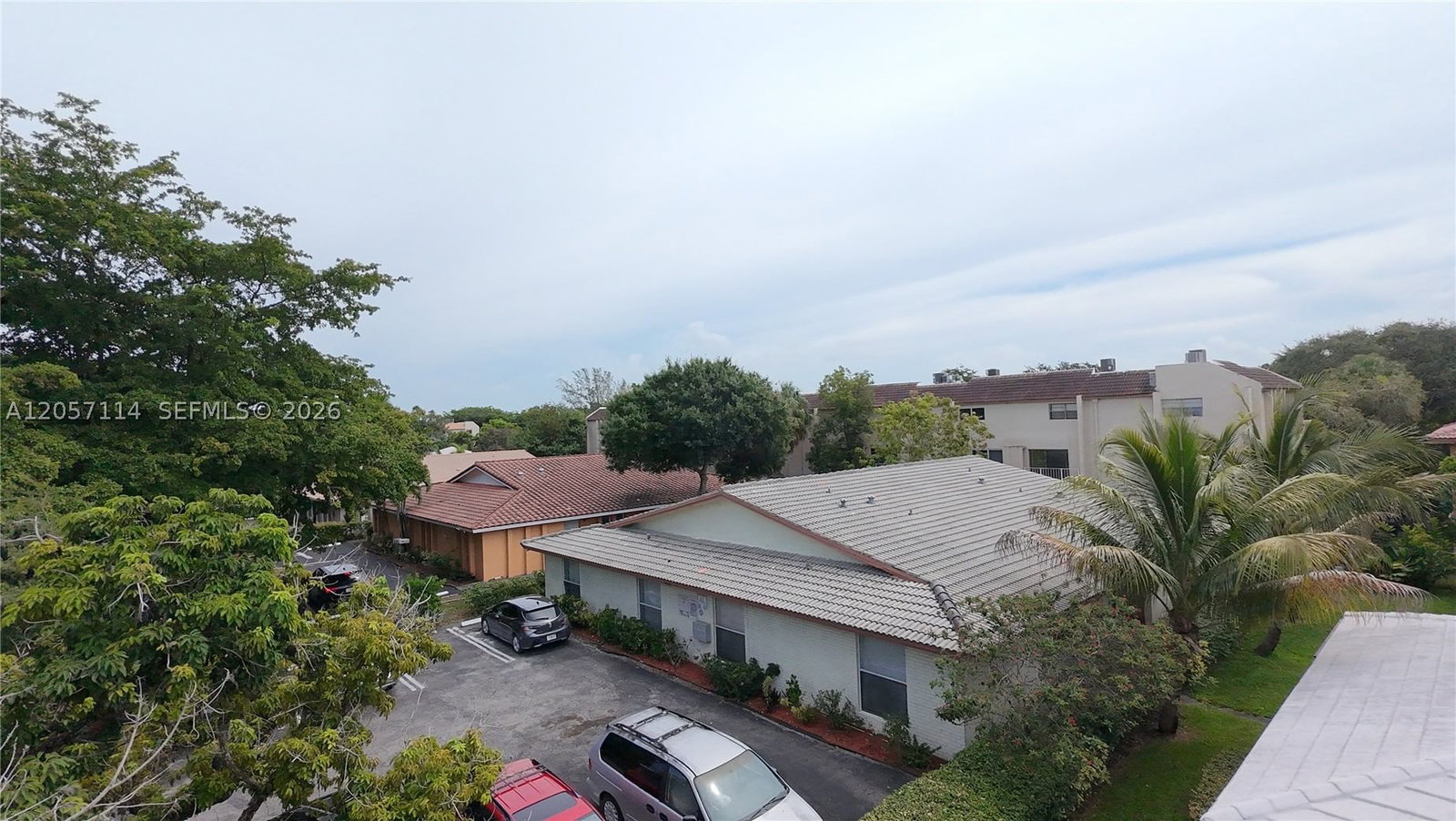Real estate property located at 3735 116th Ter, Broward, Castlewood, Coral Springs, FL