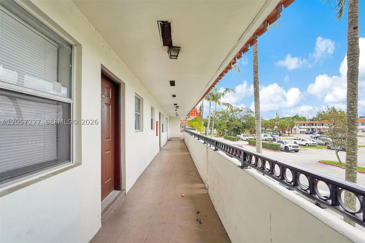 Real estate property located at 400 65, Broward, Atlantic Palms Condo, Margate, FL