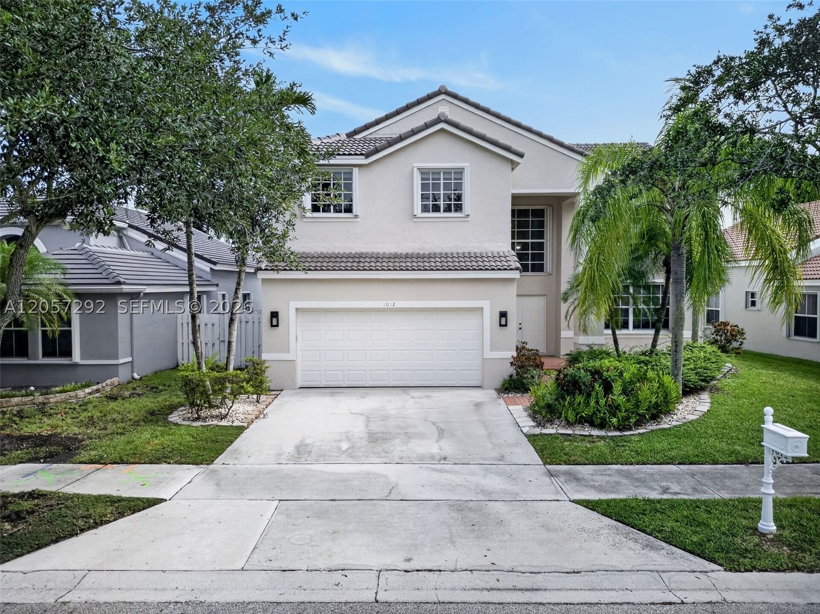 Real estate property located at 1012 Cedar Falls Dr, Broward, Sector 3 - Parcels C D E, Weston, FL