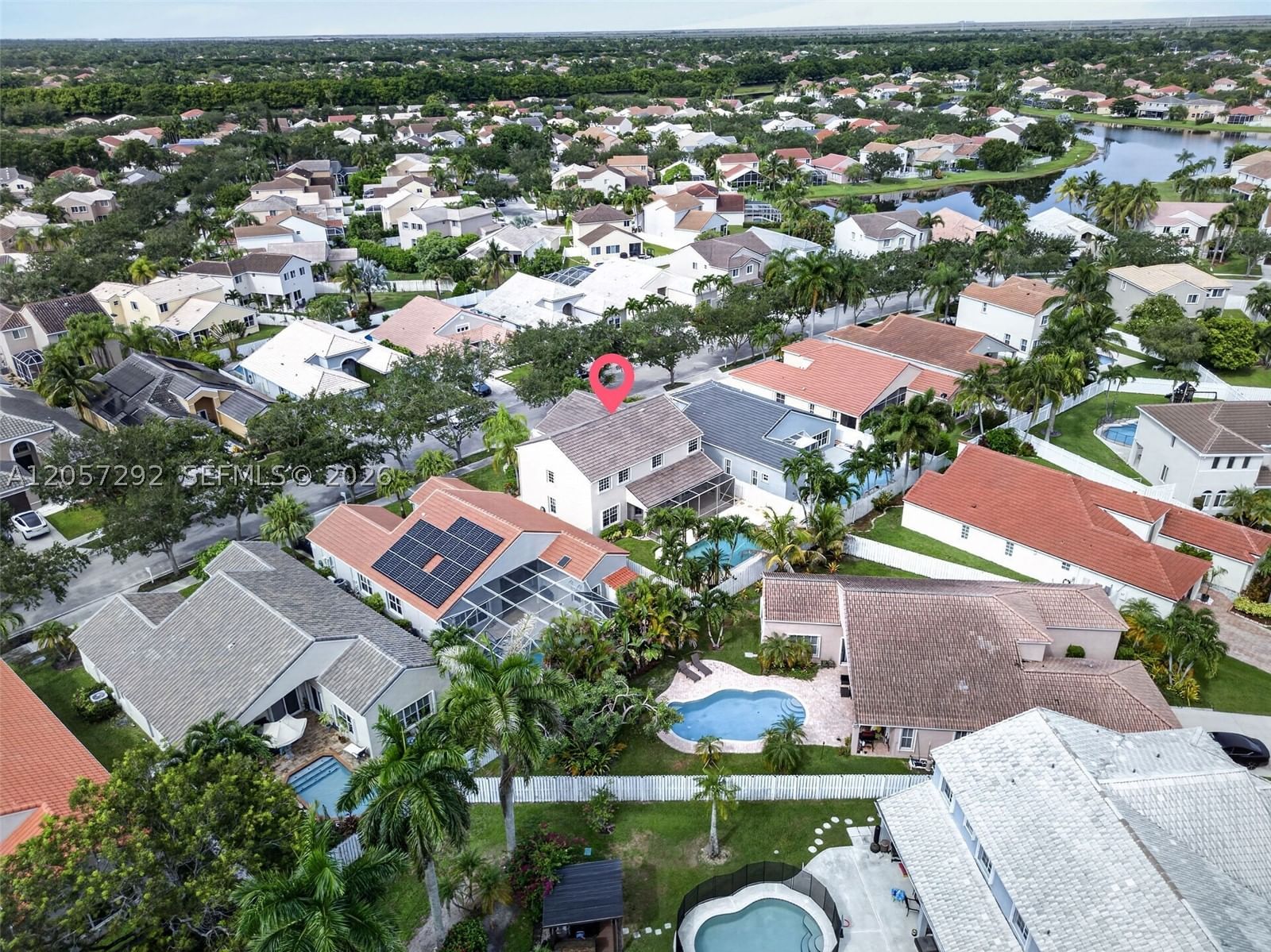 Real estate property located at 1012 Cedar Falls Dr, Broward, Sector 3 - Parcels C D E, Weston, FL